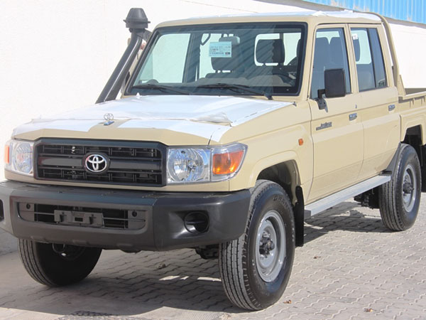 TOYOTA LAND CRUISER HZJ79 PARTS